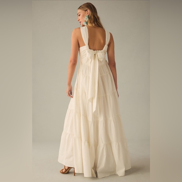 Forever That Girl Tiered Ruched Back Bow Dress. Size: XS - Picture 2 of 8